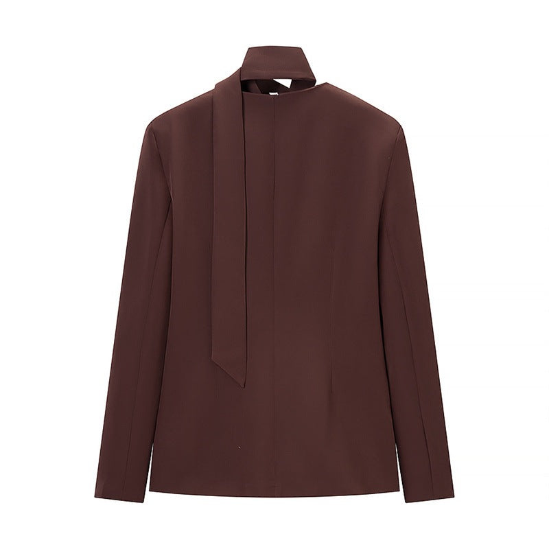 Damen Taillierter Blazer mit Schluppe, V‑Ausschnitt und Pattentaschen Nord Taschen