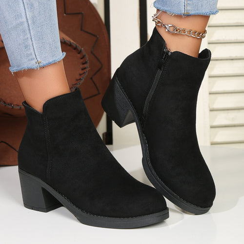 Damen Ankleboots mit mittelhohem Blockabsatz, seitlichem Reißverschluss und Velours‑Optik Nord Taschen