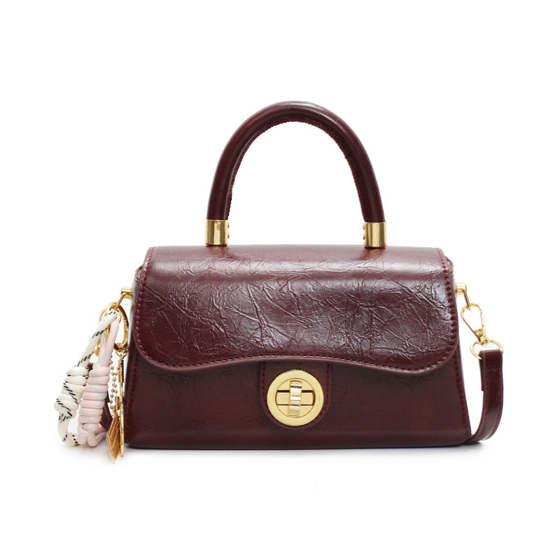 Damen elegante Handtasche mit luxuriösem Kettenverzierung Nord Taschen