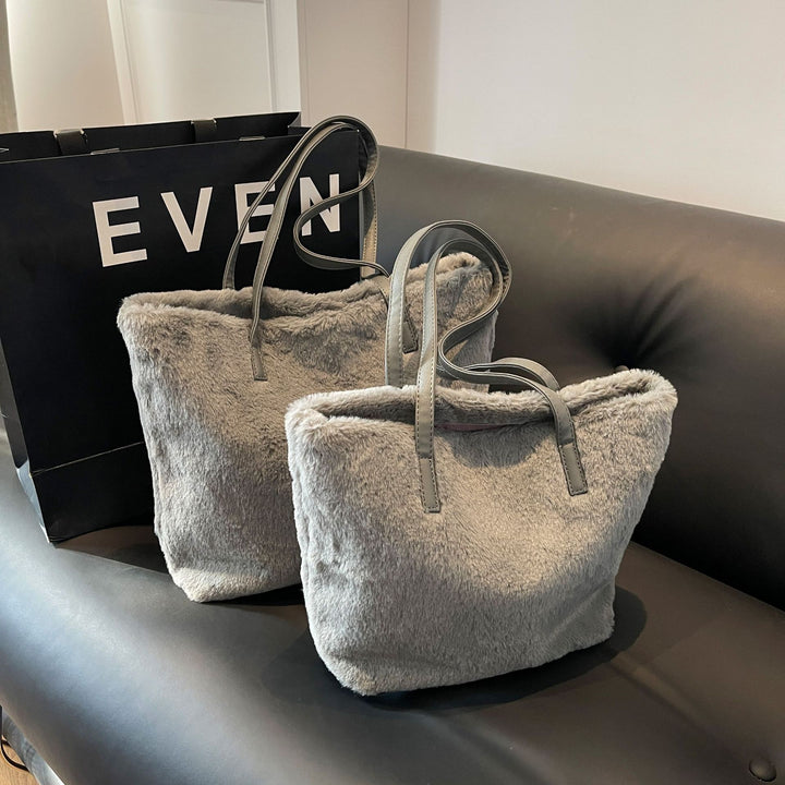 Damen elegante Henkeltasche aus kuscheligem Material Nord Taschen