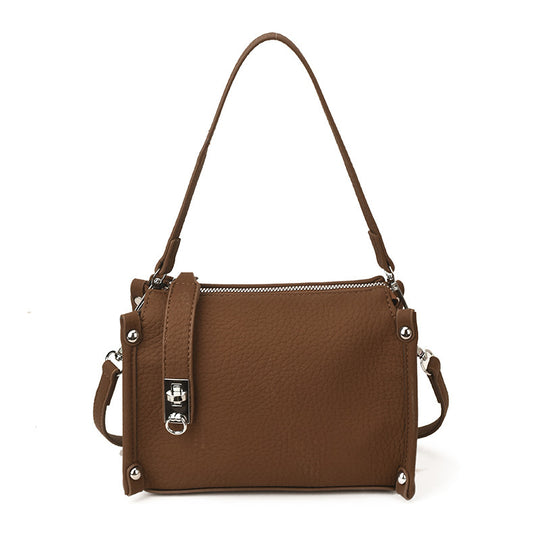 Damen Umhängetasche mit luxuriösem Kunstleder und eleganten Details Nord Taschen