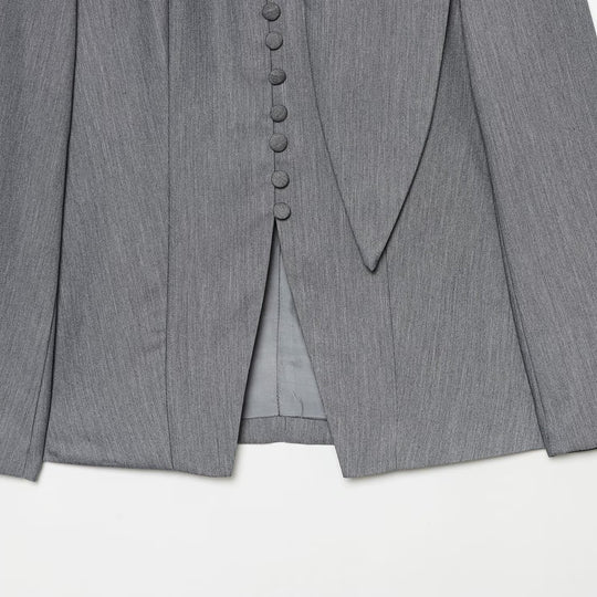 Damen Eleganter Longline-Blazer mit hohem Funnelkragen und überziehbaren Stoffknöpfen Nord Taschen