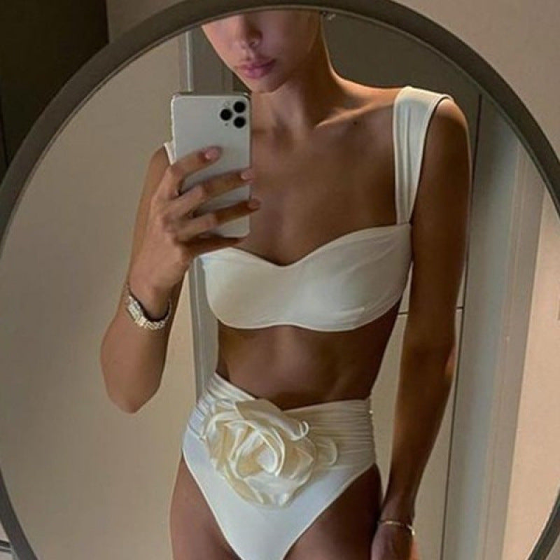 Damen Hochgeschnittener Bikini mit raffiniertem Rüschendetail Nord Taschen