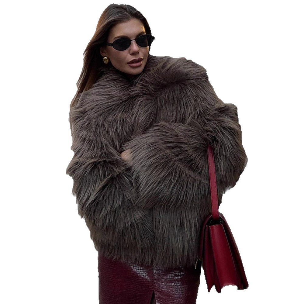 Damen Oversize Kurzjacke aus Kunstfell im Shaggy-Look mit voluminösem Schalkragen Nord Taschen