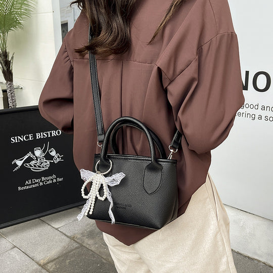 Damen hochwertige Handtasche im eleganten knautschbaren Design Nord Taschen