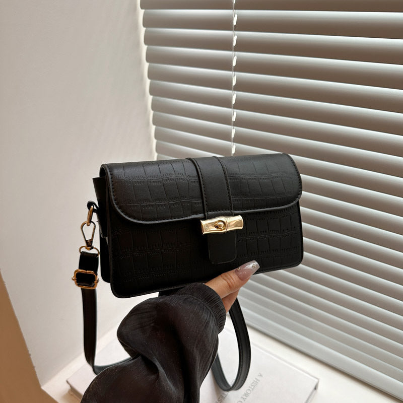 Damen Clutch aus hochwertigem Leder mit elegantem Verschluss Nord Taschen