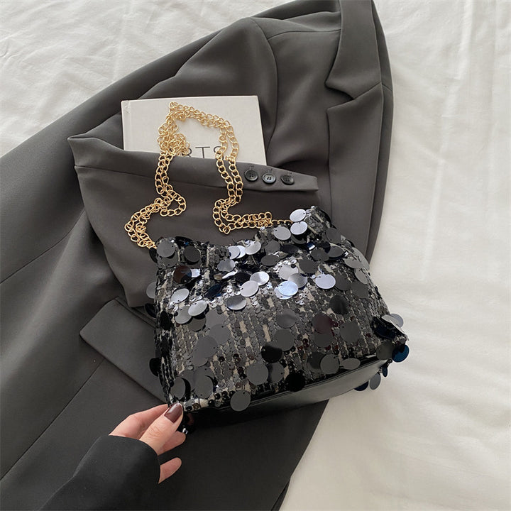 Damen elegante Umhängetasche mit funkelnden Pailletten und goldener Kette Nord Taschen