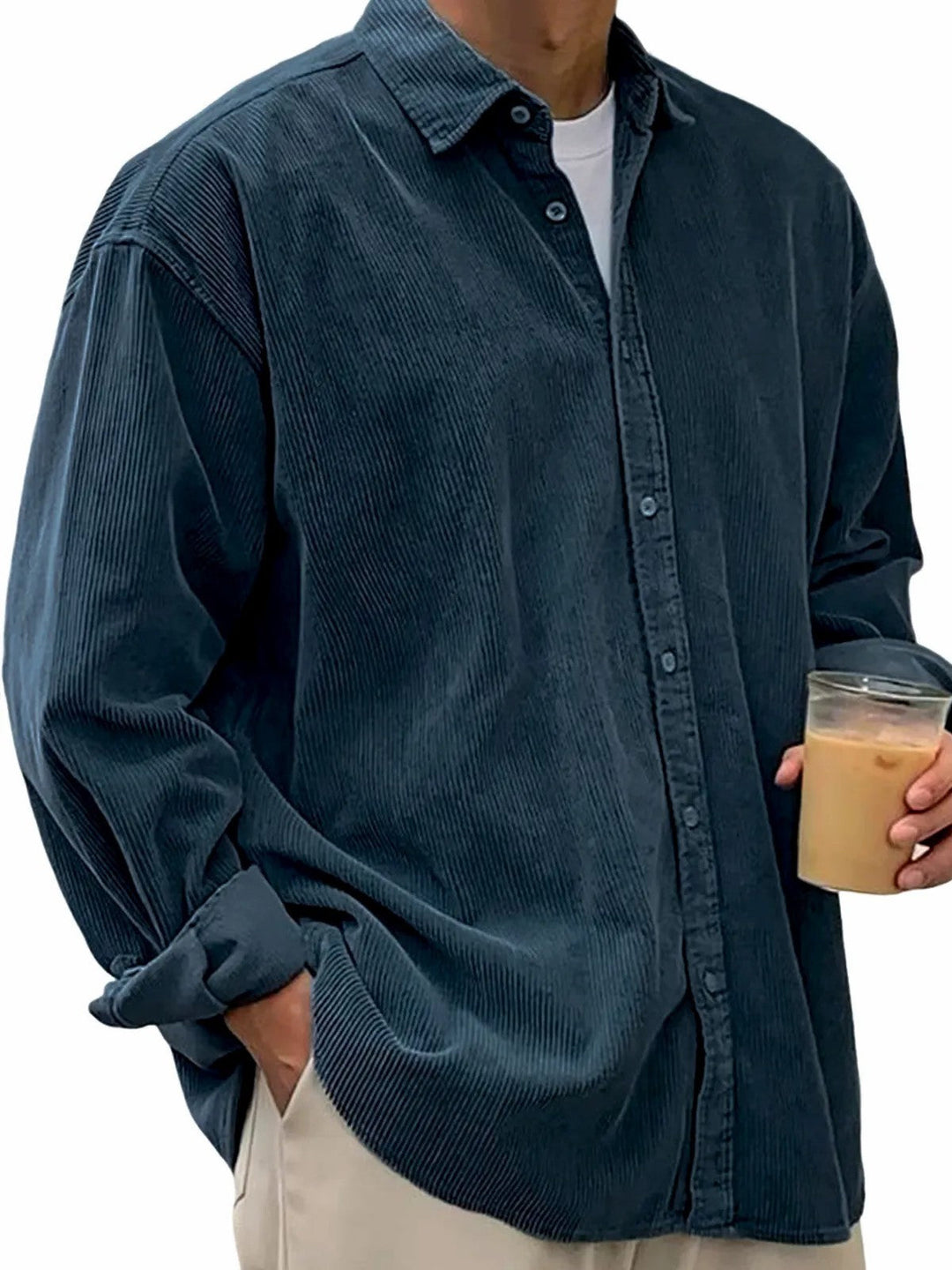 Herren lässiges Cordhemd aus Feincord mit Oversize-Schnitt