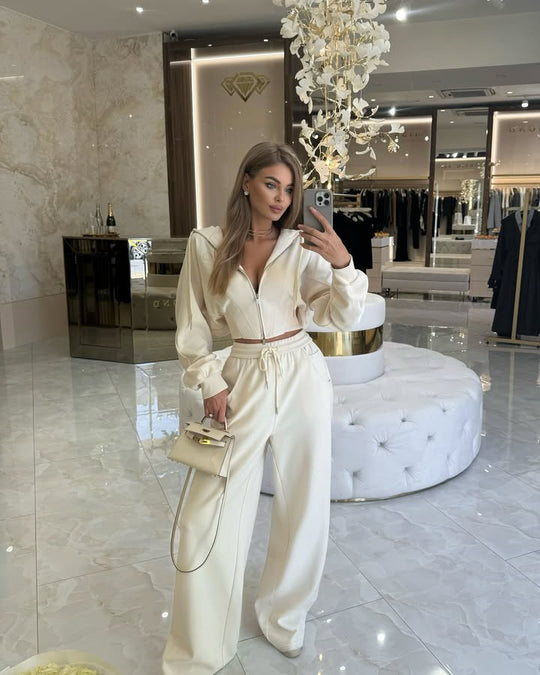 Damen tailliertes Kurzzip-Hoodie mit Statement-Ärmeln und weiter High-Waist Palazzo-Hose Nord Taschen