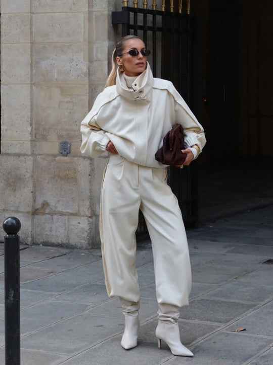 Damen Zweiteiliges Oversize-Jacken- und Bundfaltenhosen-Set mit hohem Stehkragen Nord Taschen