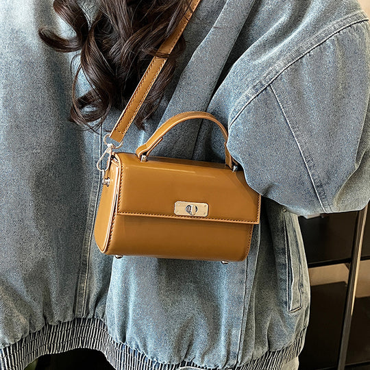 Damen elegante Handtasche mit strukturiertem Design und abnehmbarem Schulterriemen Nord Taschen