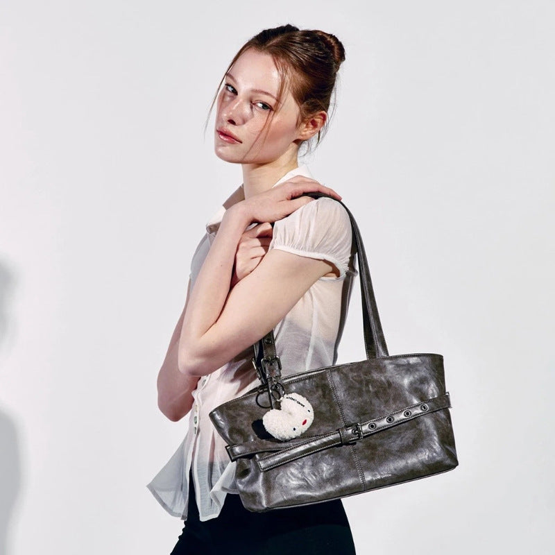 Damen Tote-Tasche mit eleganter Kettenverzierung und großzügigem Innenraum Nord Taschen
