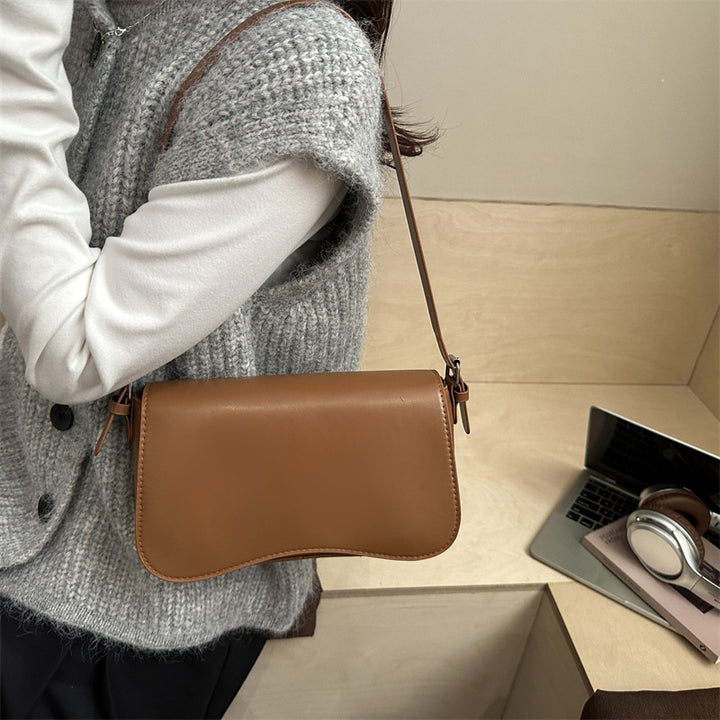 Damen Umhängetasche mit elegantem minimalistischem Design Nord Taschen