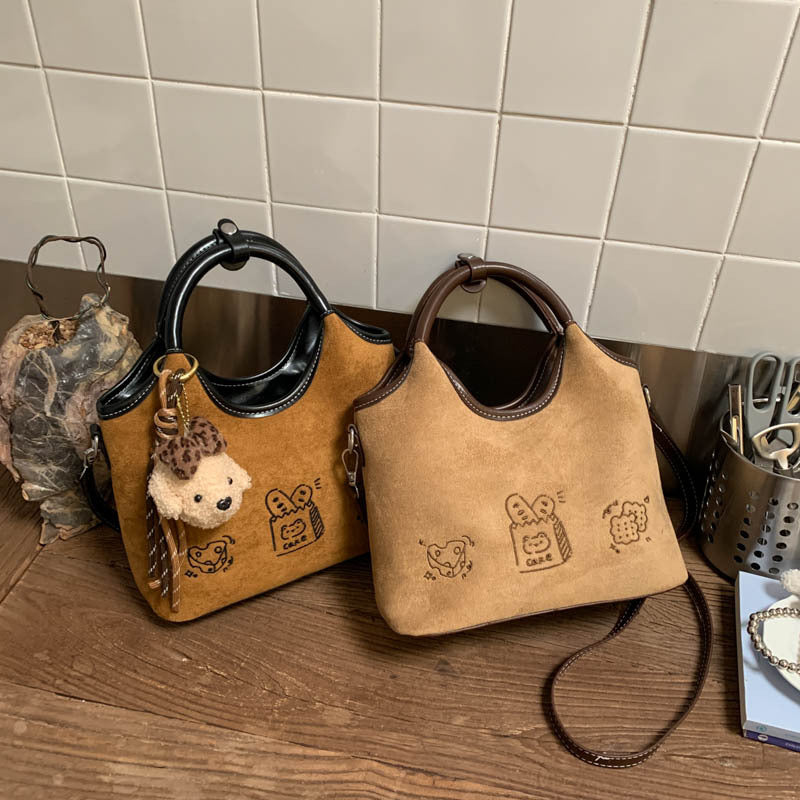 Damen Velours Umhängetasche mit verspieltem Motiv Nord Taschen