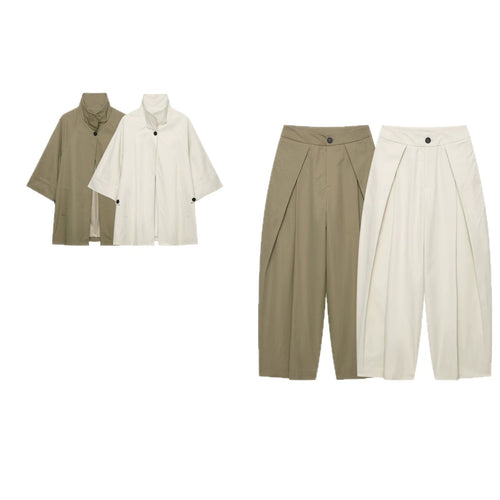 Damen Zweiteiler Kurzcape-Jacke mit Stehkragen und hochtaillierter Plissee-Culotte Nord Taschen