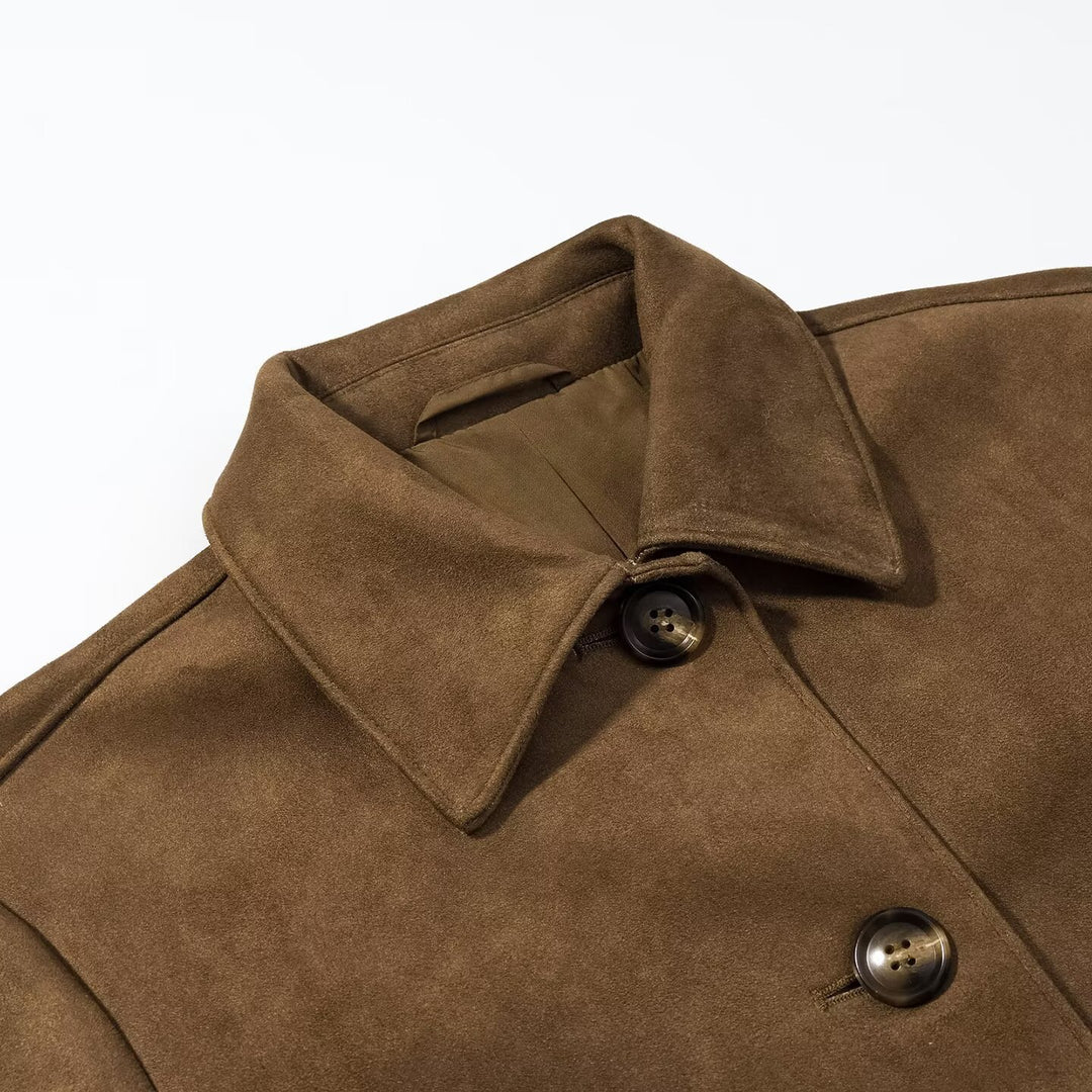 Damen kurz geschnittene Veloursleder‑Optik Jacke mit Hemdkragen und Knopfleiste Nord Taschen
