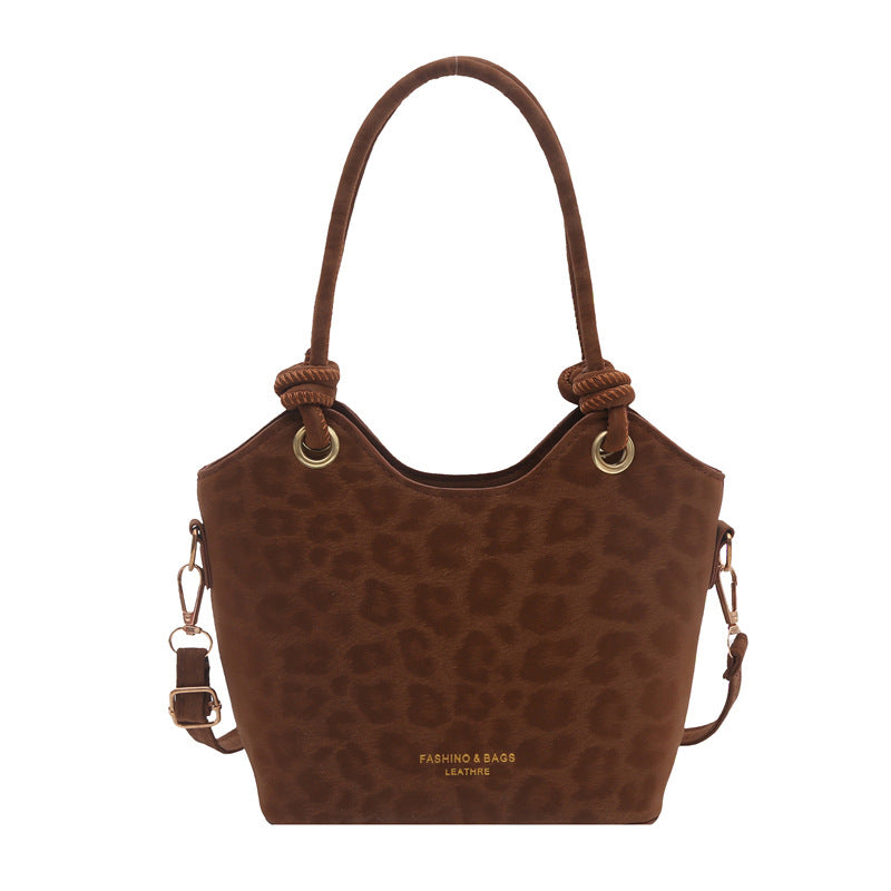Damen Hobo-Handtasche mit elegantem Leopardenmuster und modischen Details Nord Taschen