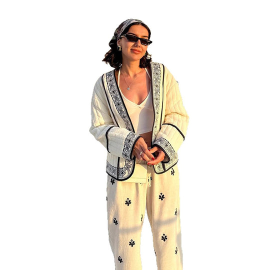 Damen Gestepptes Kimono-Cardigan mit geometrischer Stickbordüre Nord Taschen