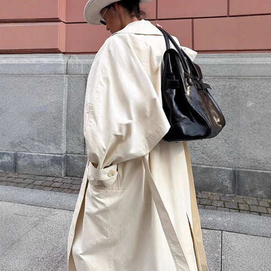 Damen Maxilanger taillierter Trenchcoat aus leichter Baumwollmischung mit Bindegürtel Nord Taschen