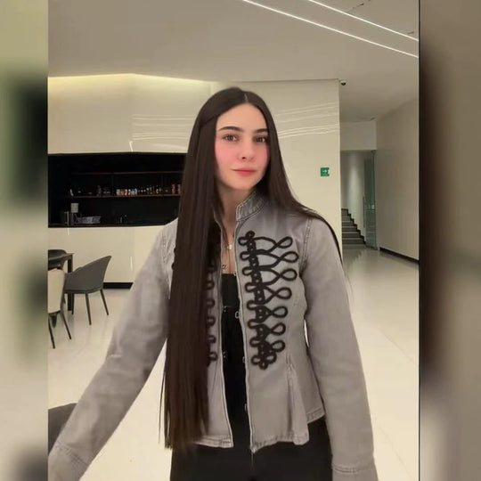 Damen Kurzjacke mit militärischer Zierkordel und Stehkragen Nord Taschen