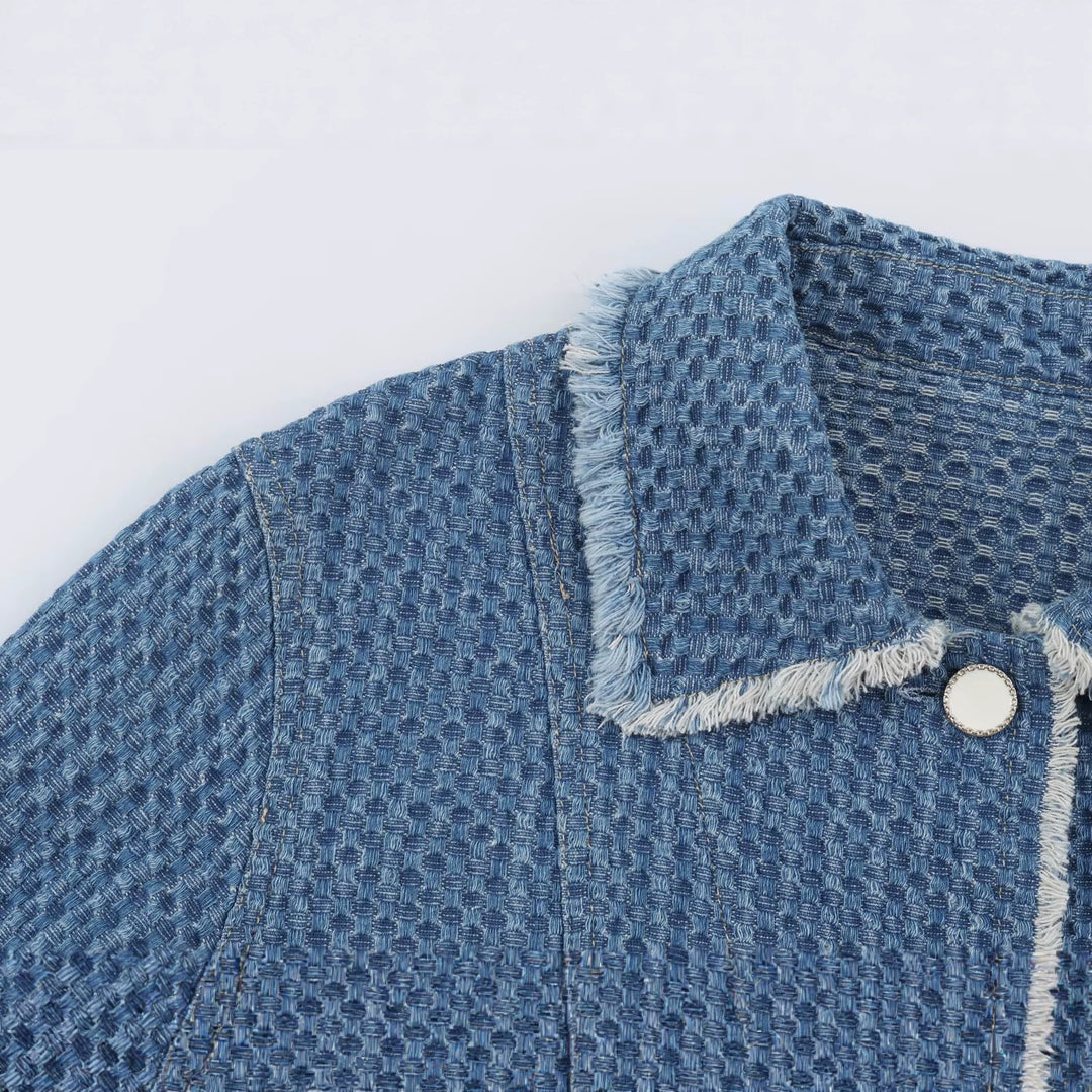 Damen Kurz geschnittene Bouclé-Tweed-Boxy-Jacke mit Fransenbesatz und aufgesetzten Klappentaschen Nord Taschen