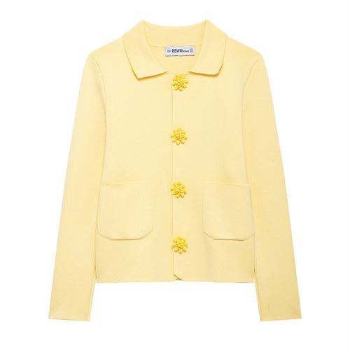 Damen 10+ taillierte Strickjacke mit Hemdkragen und Blütenknopfverzierung Nord Taschen