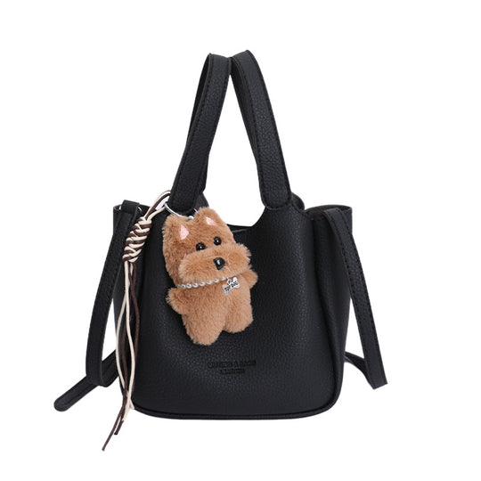 Damen kleine Handtasche mit abnehmbarem Plüschanhänger Nord Taschen