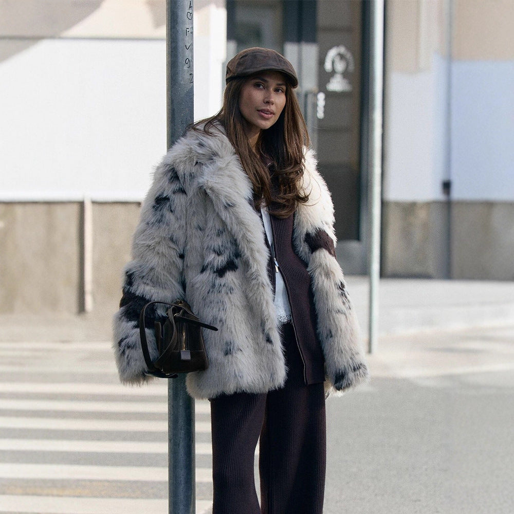 Damen Gefleckter Kunstfell-Mantel im Oversize-Schnitt mit voluminösem Schalkragen Nord Taschen