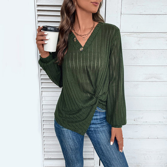 Damen Tailliertes Rippstrick-Longsleeve mit V‑Ausschnitt, Knopfleiste und Twist‑Knoten Nord Taschen