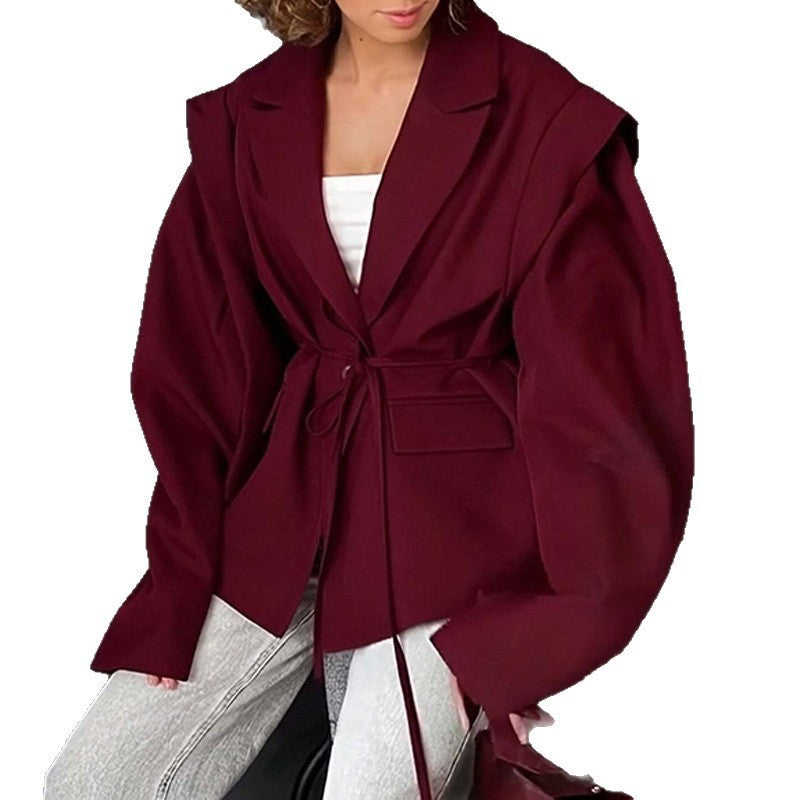 Damen Taillierter Wickelblazer mit Schulterpolstern und Bindegürtel Nord Taschen
