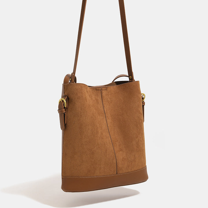 Damen Hobo-Tasche aus hochwertigem Wildleder mit praktischem Innenfutter Nord Taschen