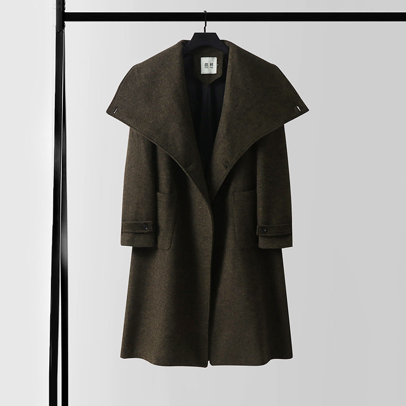 Damen Maxilanger Wollmix‑Mantel mit übergroßem Schalkragen und aufgesetzten Taschen Nord Taschen