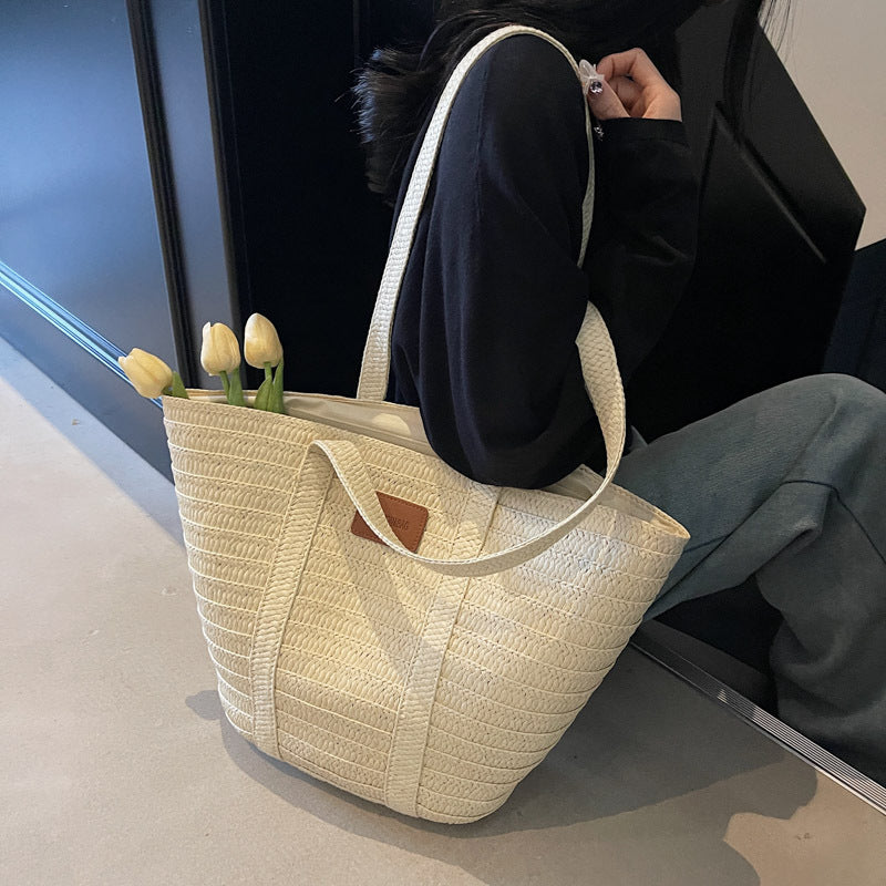 Damen Strandtasche aus gewebtem Naturmaterial mit großzügigem Stauraum Nord Taschen