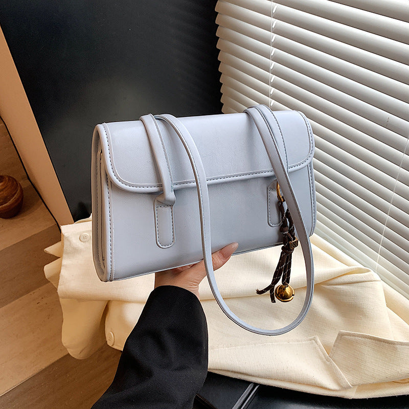 Damen elegante Umhängetasche mit schimmernder Oberfläche | Nord Taschen