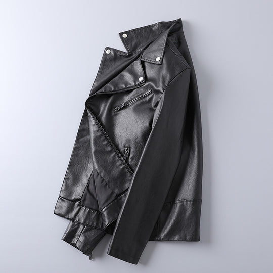 Herren Slim-Fit Kunstleder-Motojacke mit asymmetrischem Reißverschluss und cleanem Reverskragen Nord Taschen