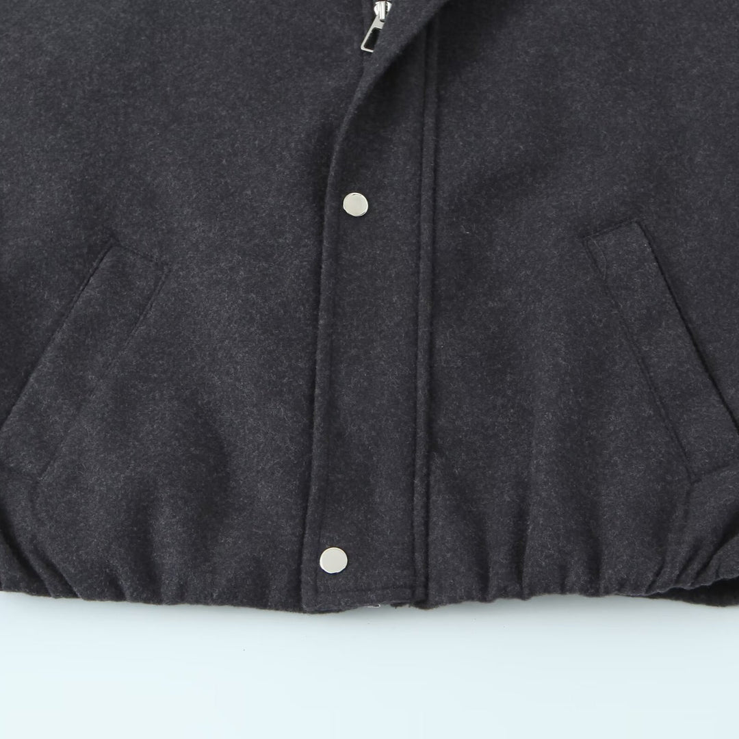 Damen Kurzjacke im Bomberstil mit Stehkragen, Druckknopfleiste und elastischem Saum Nord Taschen