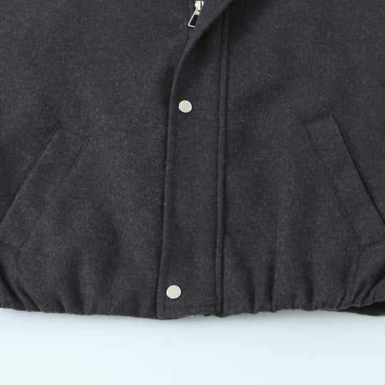 Damen Kurzjacke im Bomberstil mit Stehkragen, Druckknopfleiste und elastischem Saum Nord Taschen