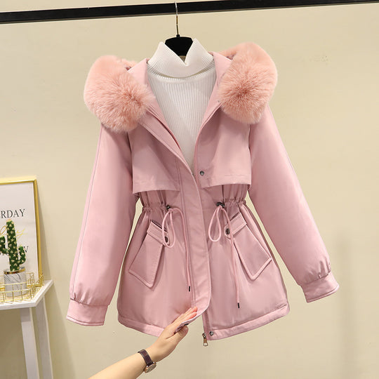 Damen nan taillierter Kurzparka mit Kordelzugtaillierung, Kapuze und großen Pattentaschen Nord Taschen