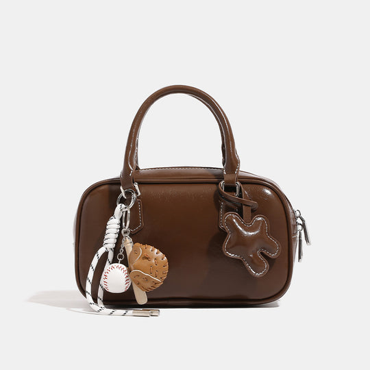 Damen Mini-Tasche mit einzigartigen Applikationen Nord Taschen
