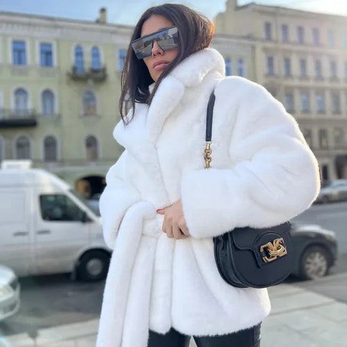 Damen Kurzmantel aus dichtem Faux‑Fur mit Bindegürtel und hohem Stehkragen Nord Taschen