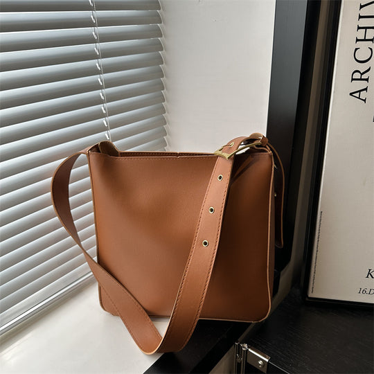 Damen Schultertasche mit verstellbarem Riemen und elegantem Design Nord Taschen
