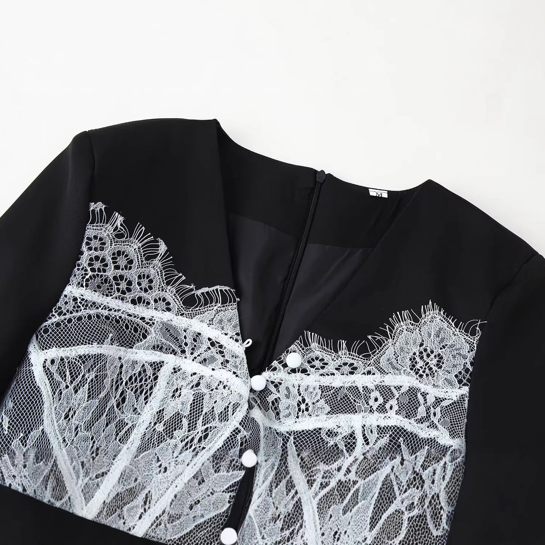 Damen Elegante Bluse mit Spitzen‑Corset‑Applikation und V‑Ausschnitt Nord Taschen
