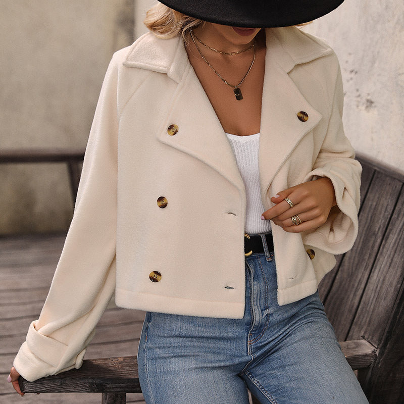 Damen Elegante Kurzjacke mit Knopfdetails Nord Taschen