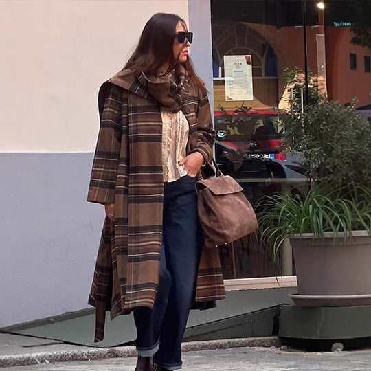 Damen Langmantel im Karo-Look aus Wollmix mit überlangem Stehkragen und Glockenärmeln Nord Taschen