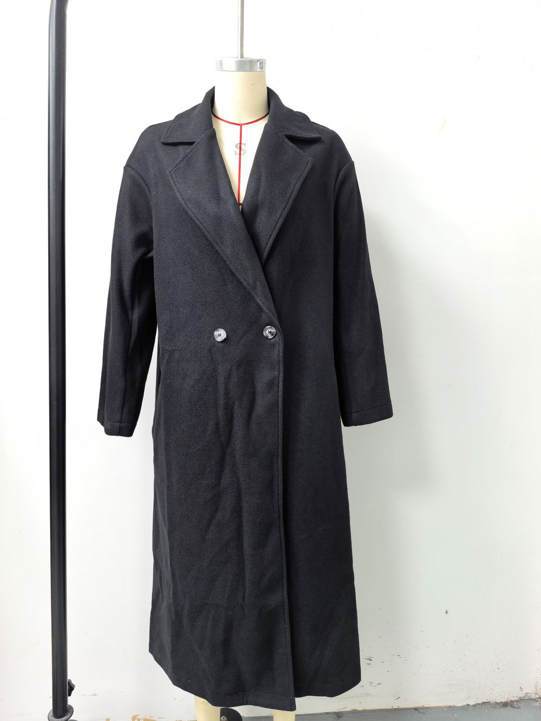 Damen Langmantel aus Wollmix mit doppelreihiger Knopfleiste und weitem Revers Nord Taschen