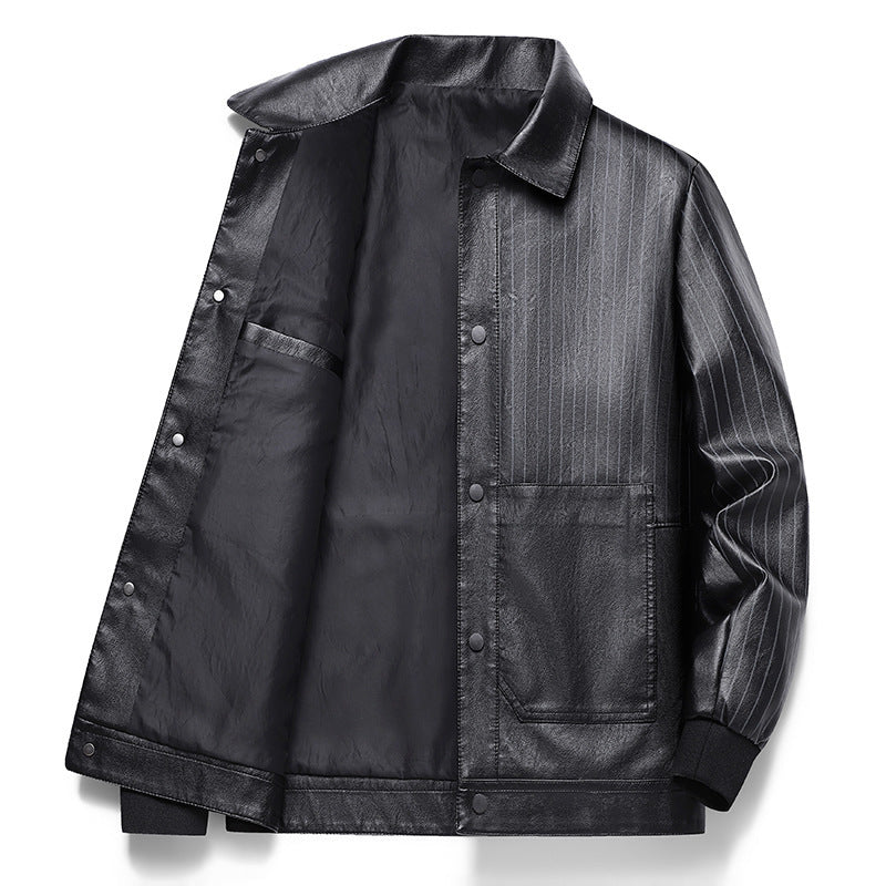 Herren Pinstripe Kunstleder-Truckerjacke mit Druckknopffront und gerippten Bündchen Nord Taschen