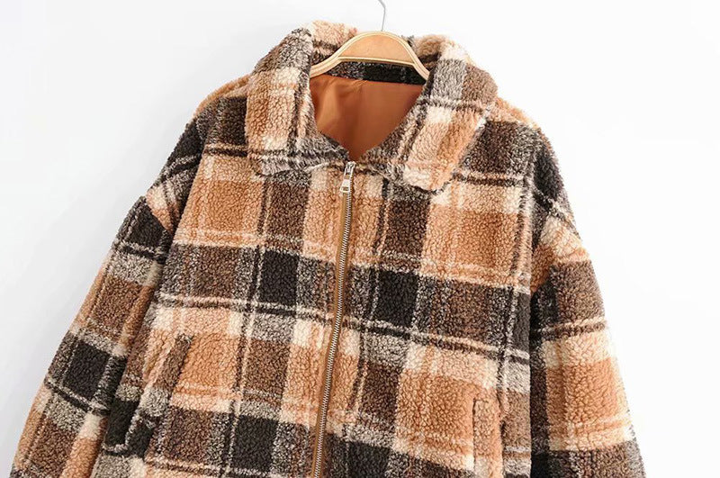 Damen Karierte Teddyjacke mit Reißverschluss, Oversize‑Schnitt und Kunstfellfutter Nord Taschen