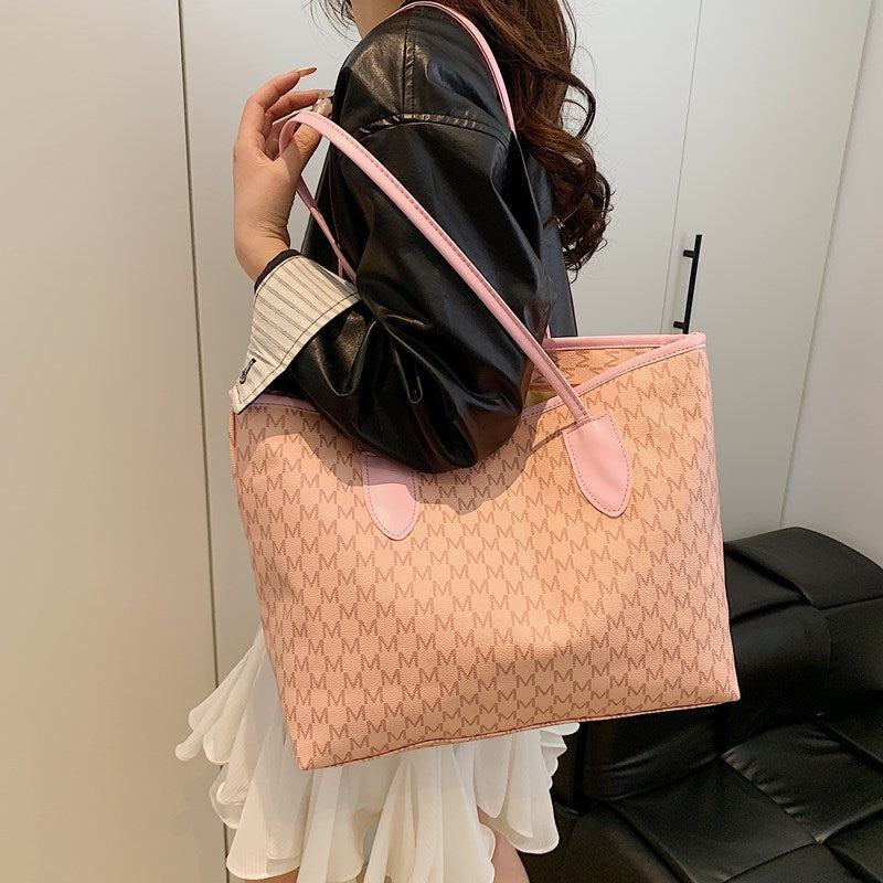 Damen Tote-Bag aus hochwertigem, strapazierfähigem Material mit elegantem Monogramm Nord Taschen