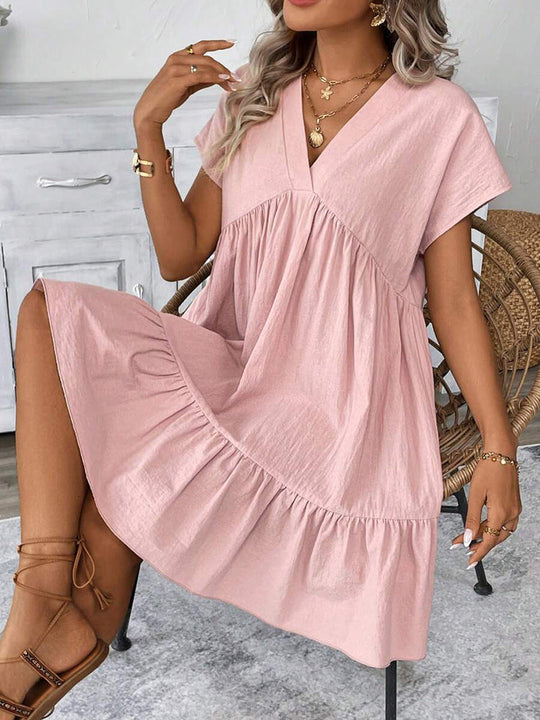 Damen kurzes Sommerkleid mit tiefem V-Ausschnitt und Rüschensaum