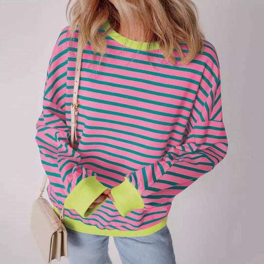 Damen lässiges gestreiftes Sweatshirt mit Boxy-Schnitt und kontrastierenden Abschlüssen Nord Taschen